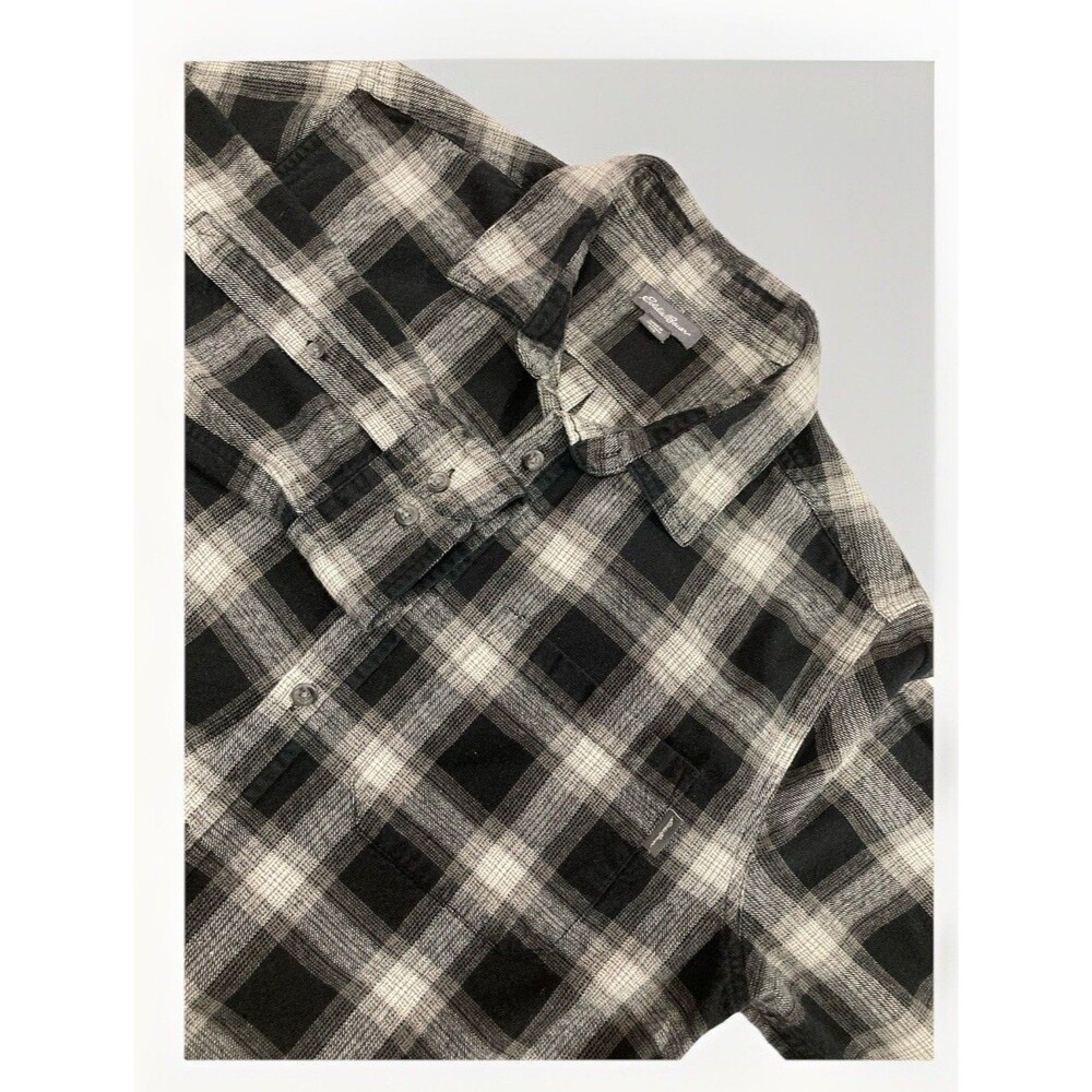 Eddie Bauer Shirt Mens L Black White Plaid Flannel Cotton Pocket Button Up